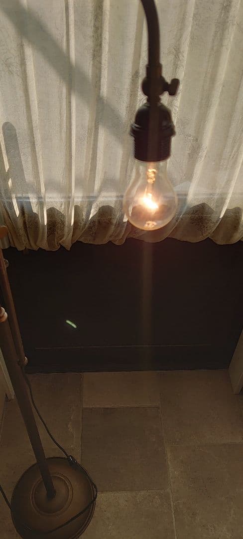 照明　フロアスタンド　アンティーク　真鍮