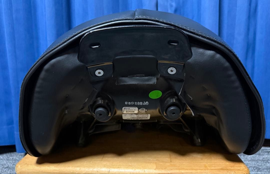 ハーレー ソフテイル 純正 オプション リーチシート ソロシート デラックス