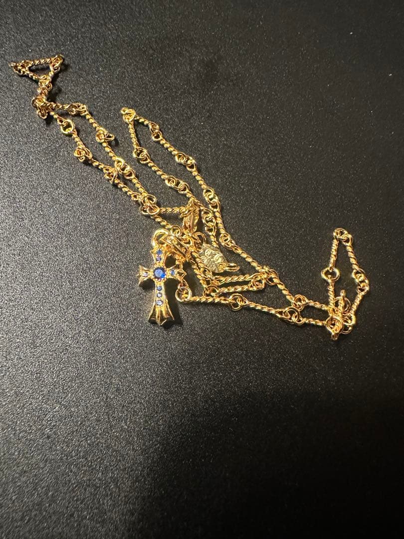 ベビーファットクロスネックレス