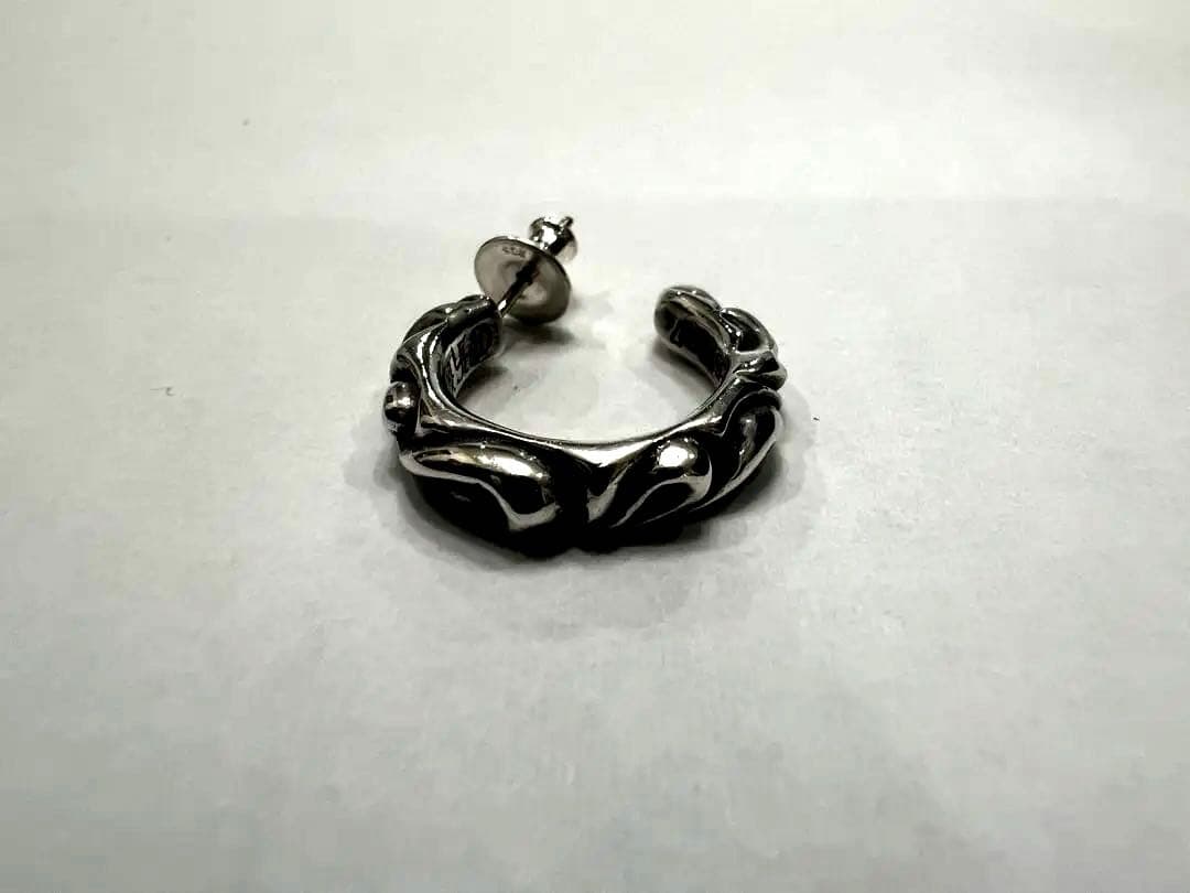 【美品】クロムハーツスクロールフープピアス(片耳用)