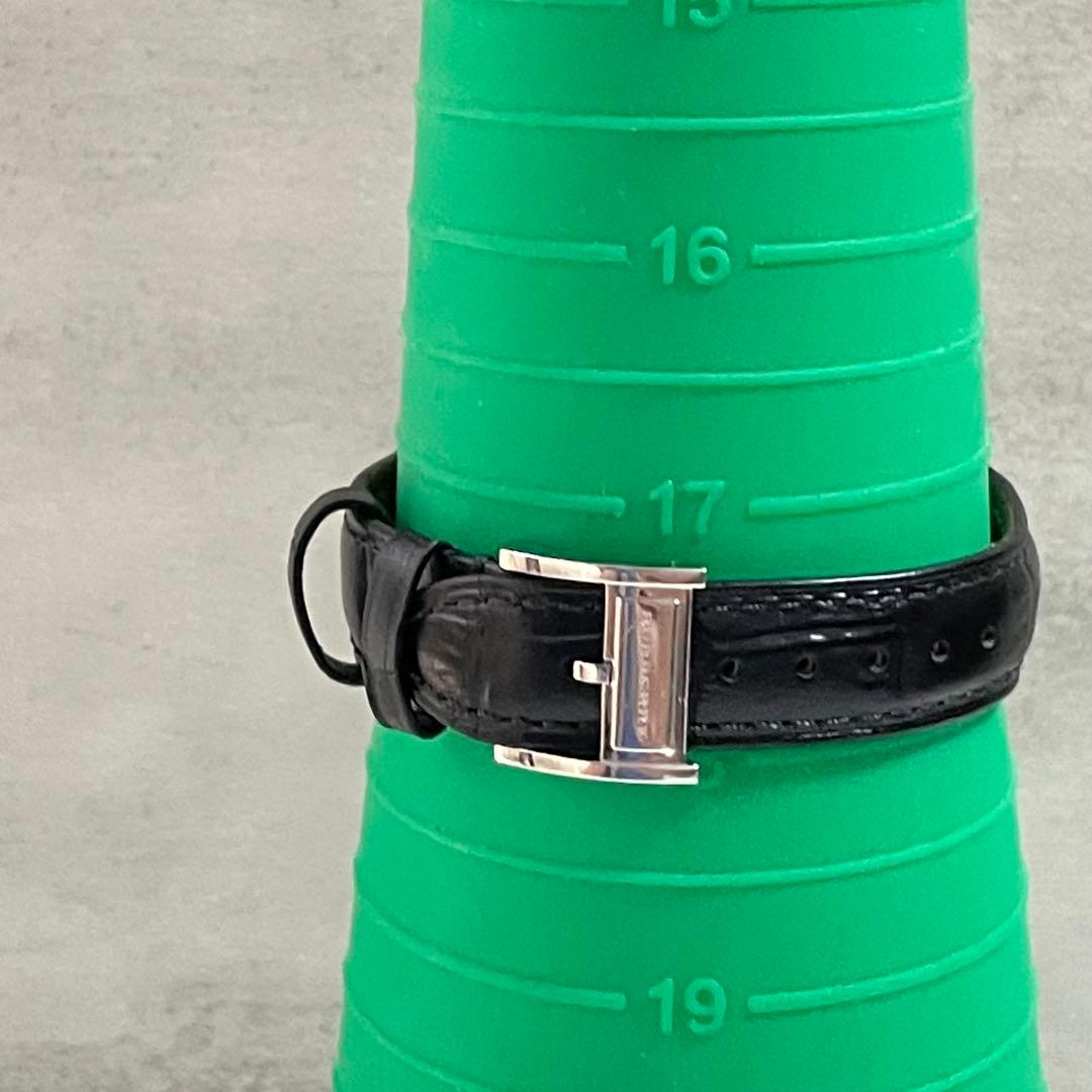 稼動品　Burberry スモールセコンド　レクタンギュラー　ボーイズ腕時計