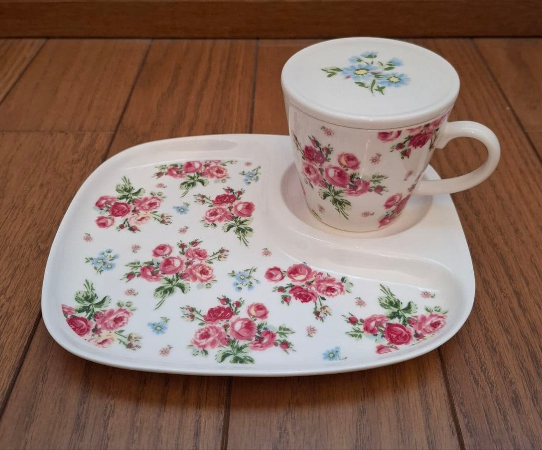 ローラアシュレイ プレート マグカップ