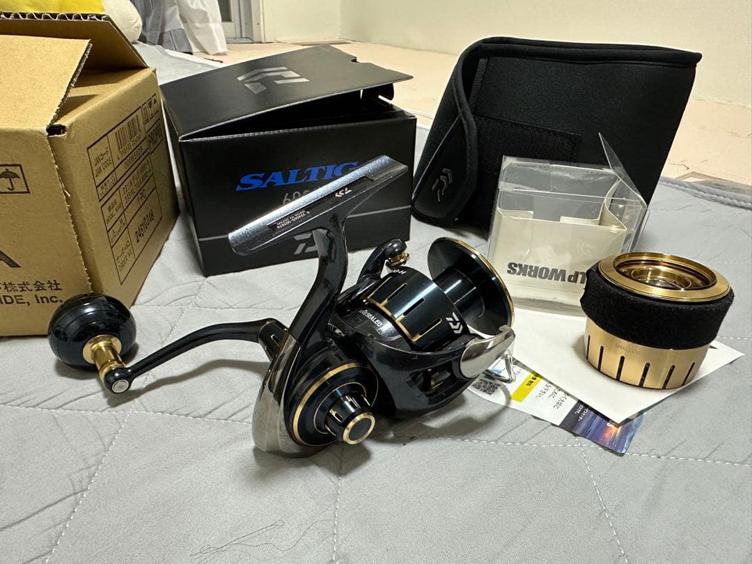 美品！ダイワ 23ソルティガ 6000H + SLPシャロースプール付属