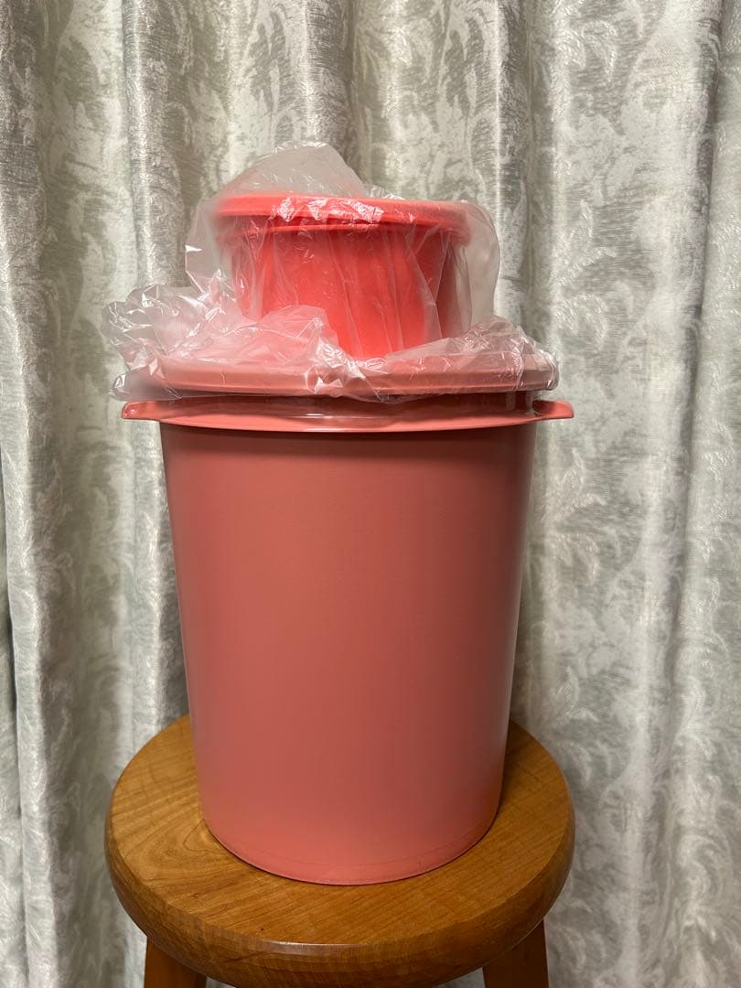 【新品】タッパーウェア　マキシデコレーター(5.5ℓ)、ミニデコレーター