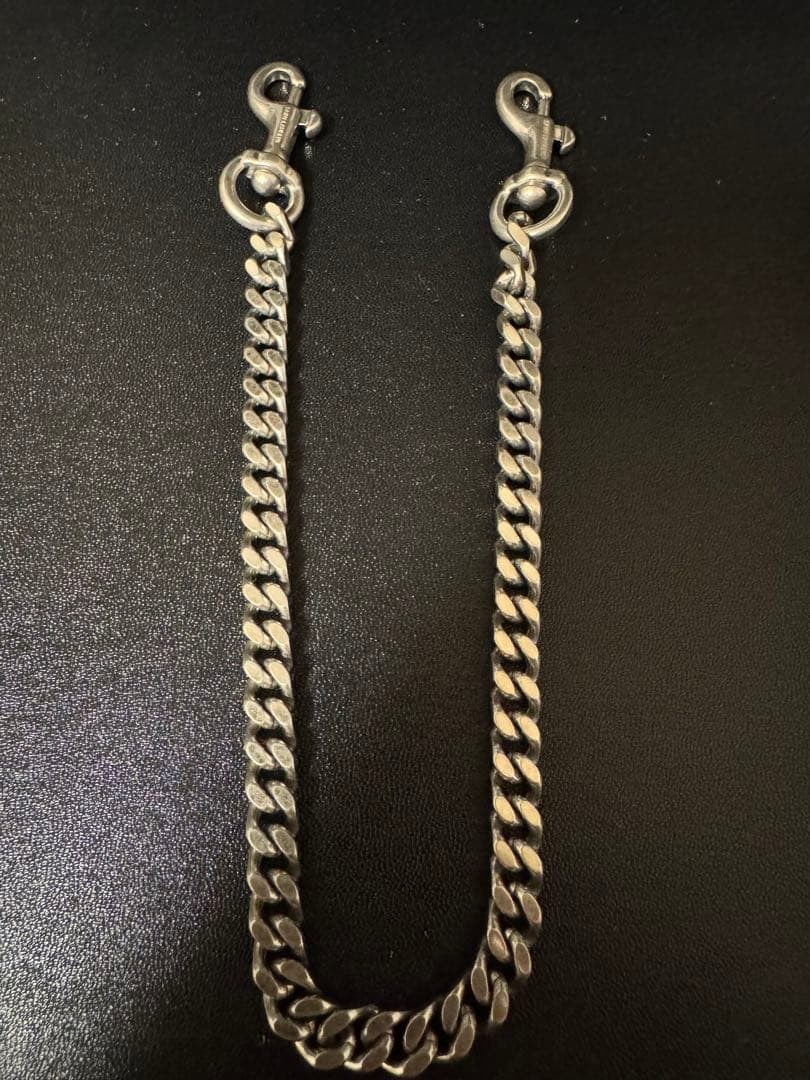 SAINT LAURENT スタッズ付き二つ折り財布