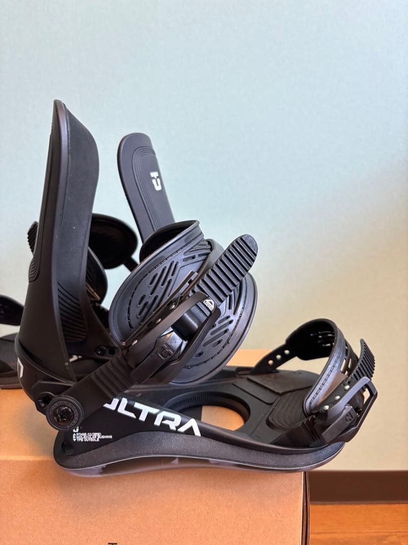 Union ULTRA Mサイズスノーボードビンディング