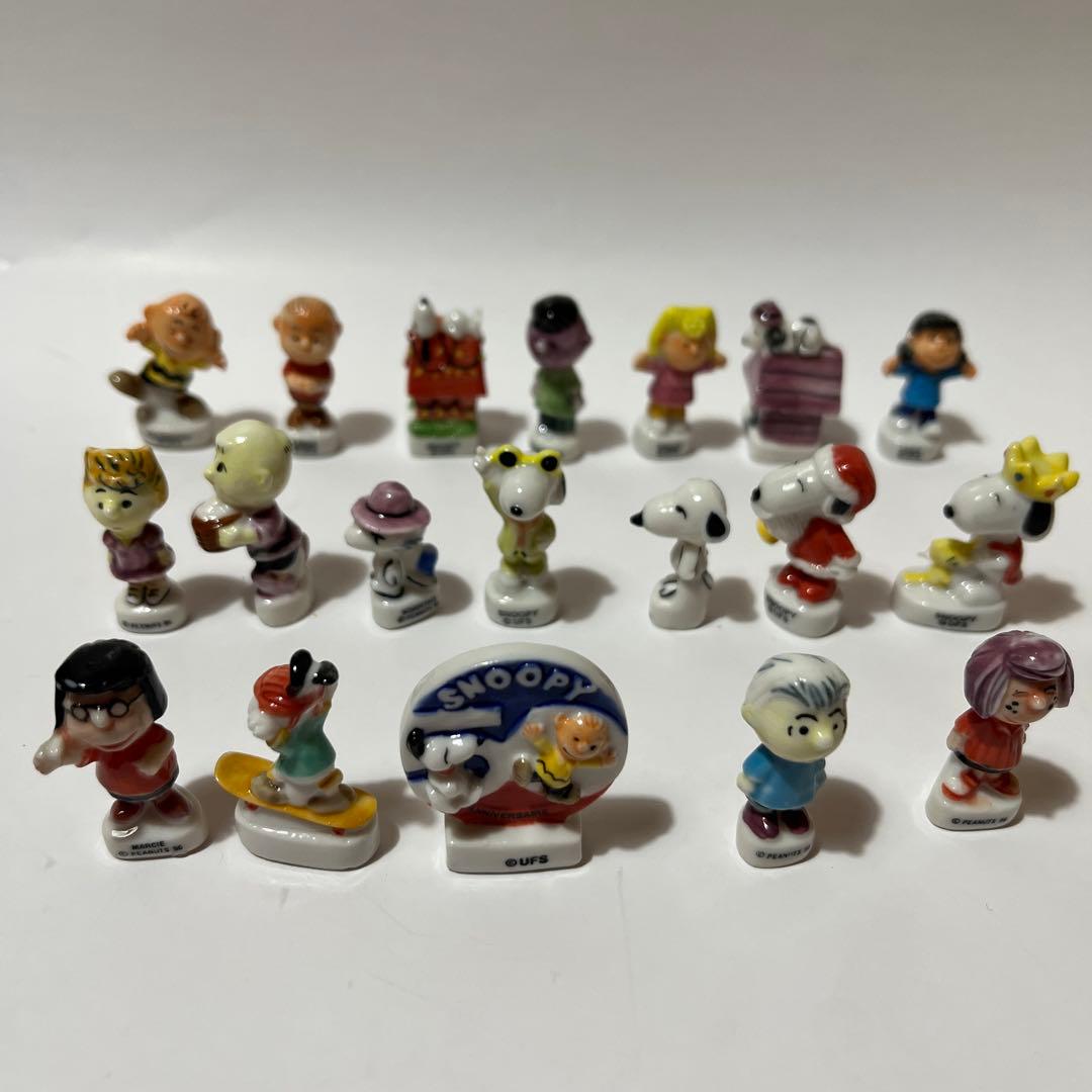 幸せを運ぶ小さな陶器ウェーヴPEANUTS