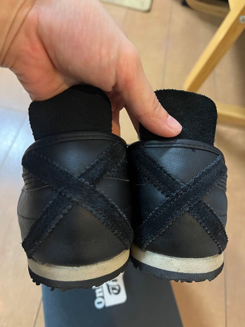 【ほぼ未使用】Onitsuka Tiger Mexico66ブラックスニーカー