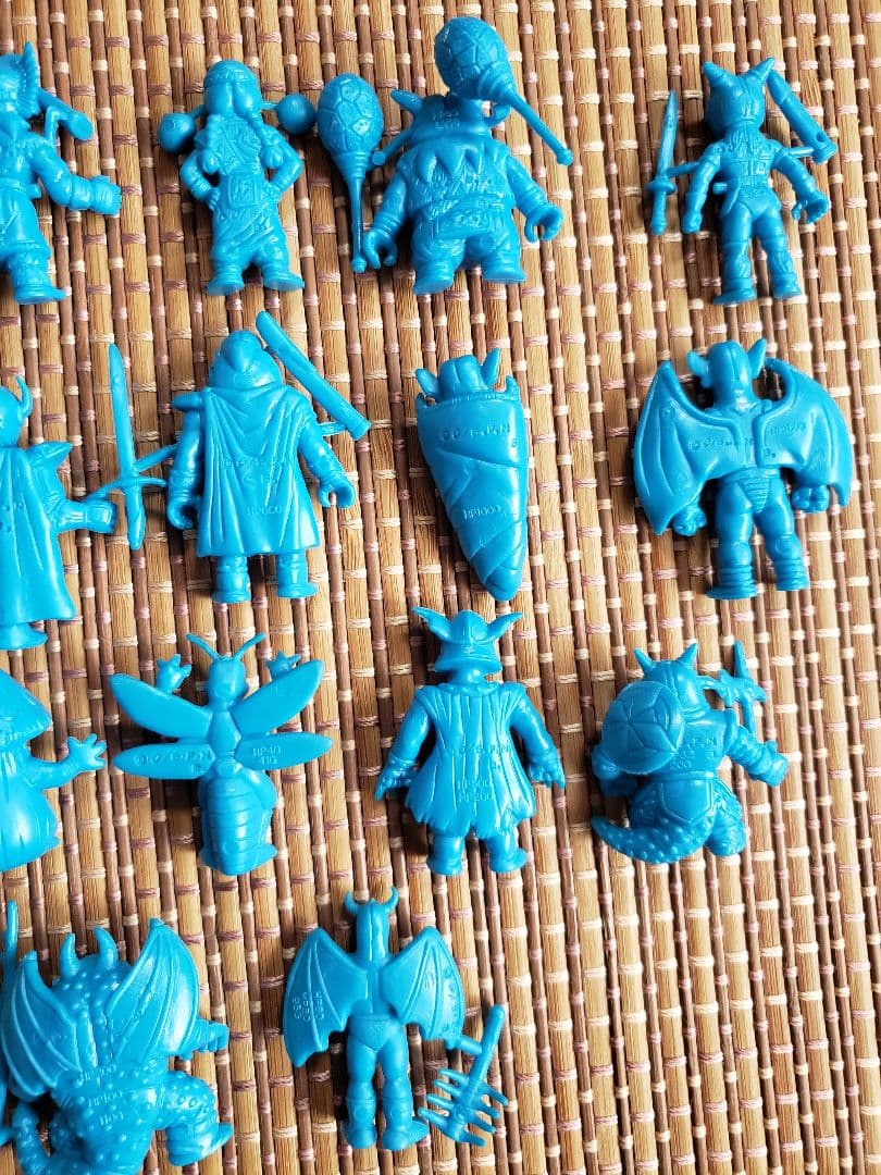 ドラゴンクエスト消しゴムアベル伝説パート1　青　新品未使用　ファミコン