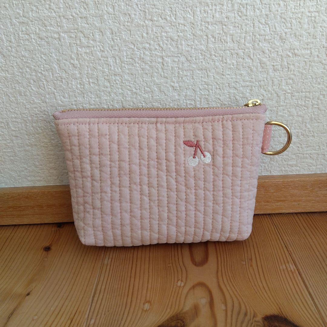 りんママ様　ご注文ページ　グレー キルティングポーチ 花刺繍