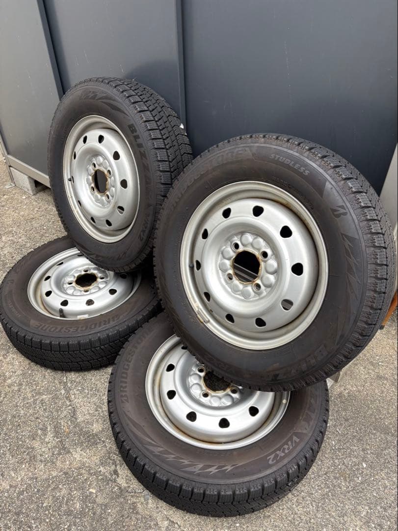 BRIDGESTONE BLIZZAK VRX2 155/70R13 4本セット