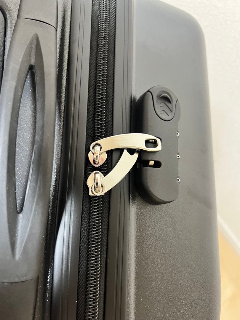 子供が乗れるキャリーケース