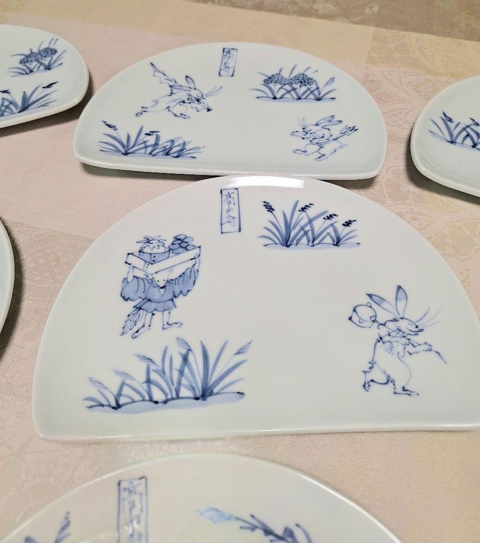 ⭐美品 鳥獣戯画 有田焼 渓山窯　半月型 10枚組 プレート 皿 箱、説明書付き