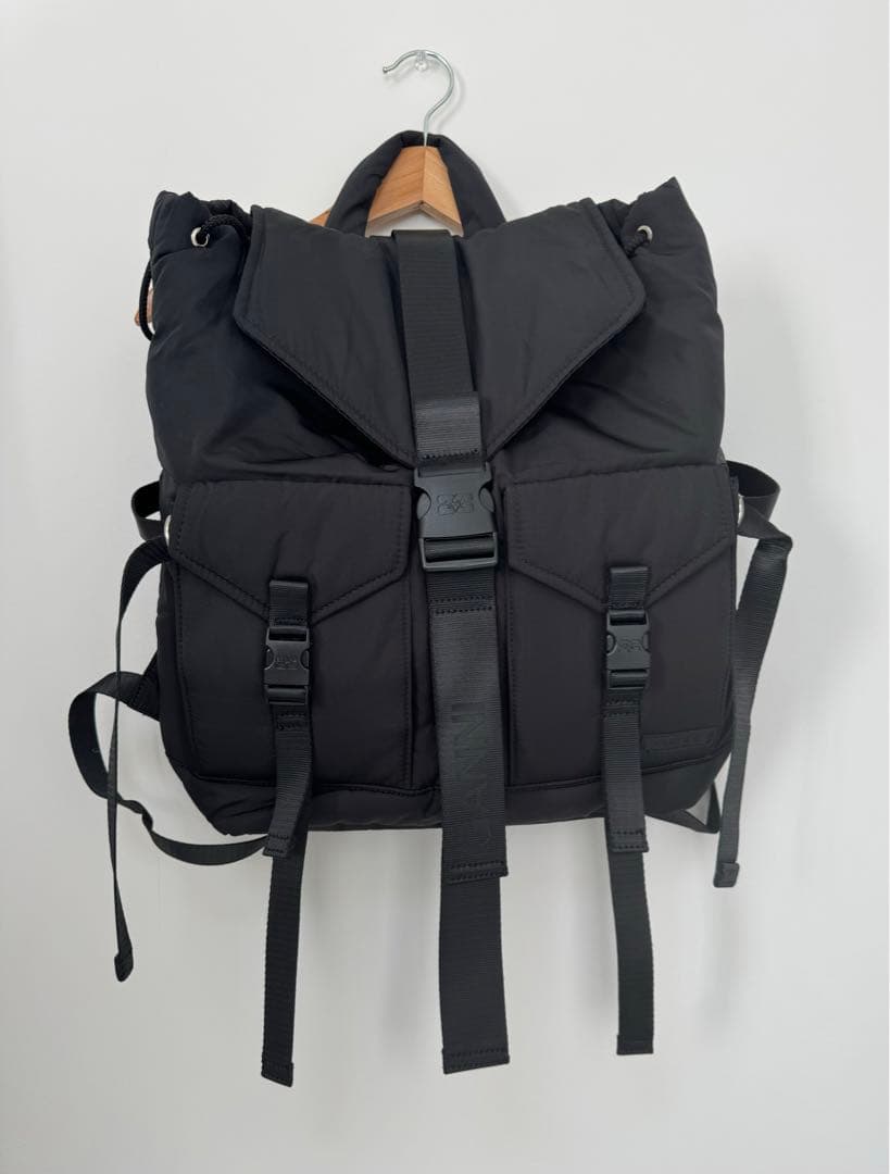 GANNI リュック　黒