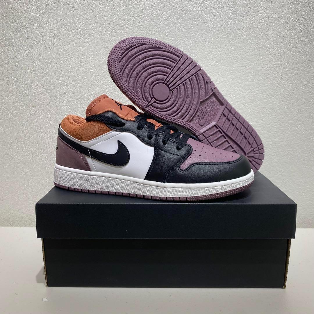 24.5cm【新品】ナイキ エアジョーダン1 ロウ GSモデル