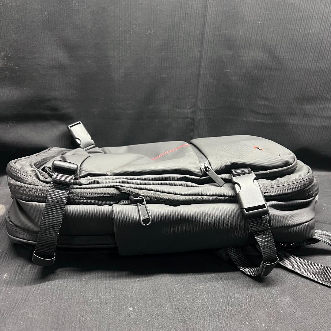 〇Of55 未使用 真空圧縮 バックパック トラベルバッグ