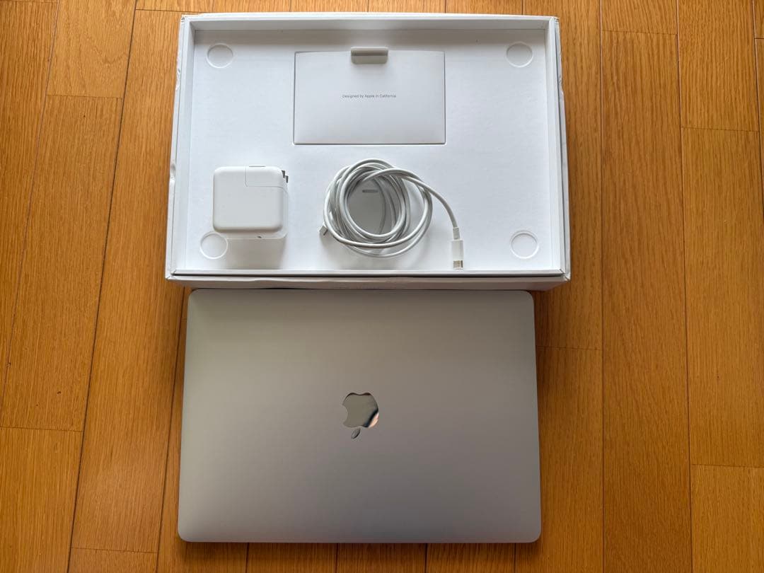MacBook Air 13インチ M1 8GB/256GB バッテリー87%