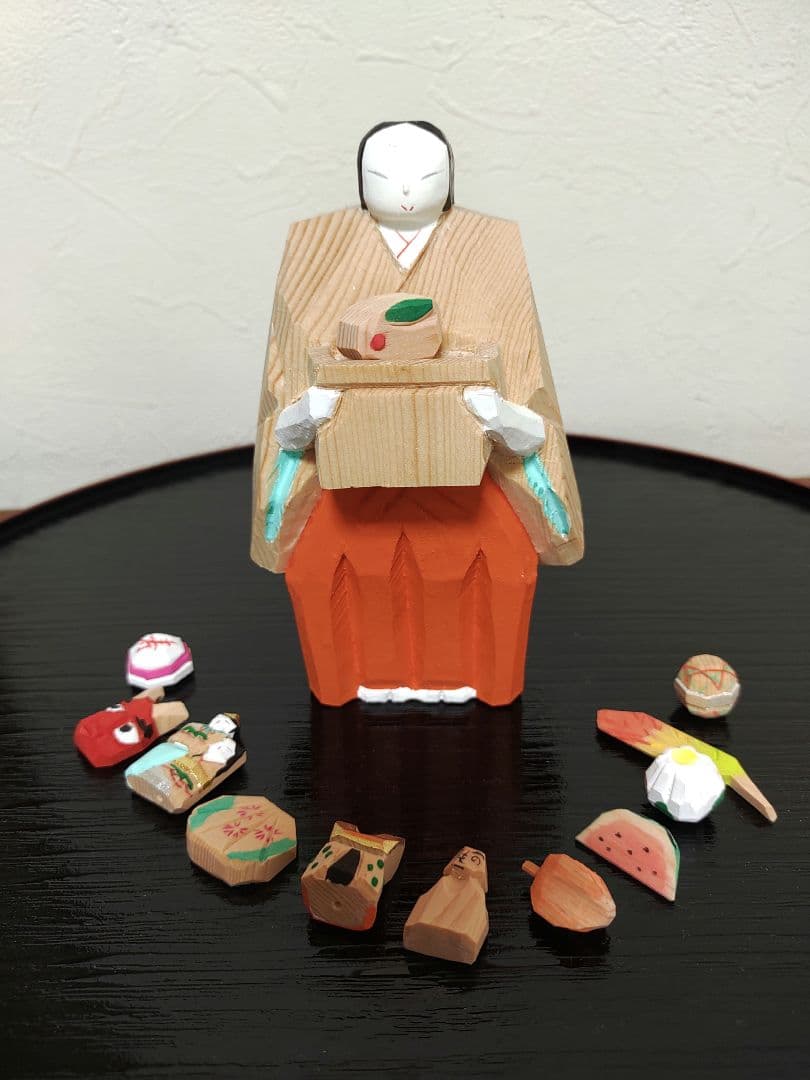 ゆ*こ様 奈良一刀彫「月こよみ 」巫女さんと12か月の捧げ物 浦弘園・作 奈良伝