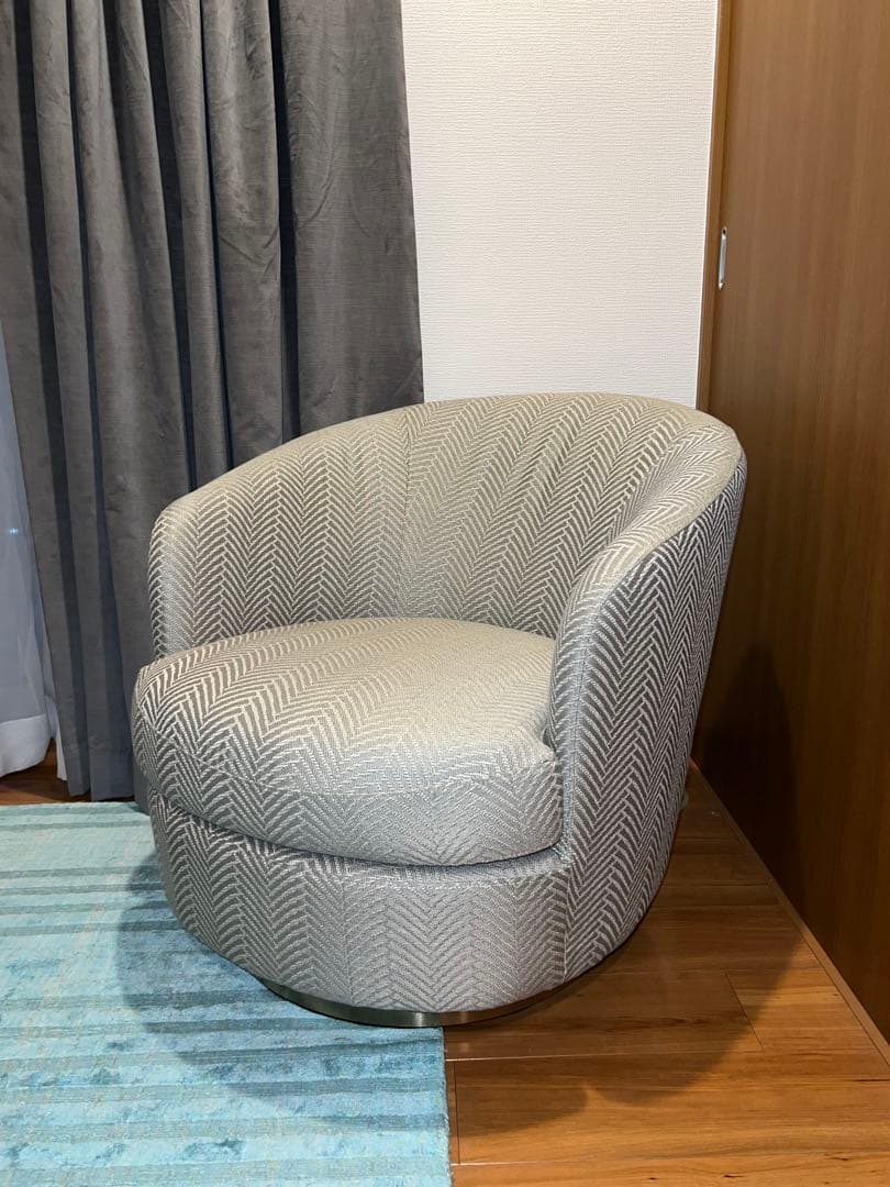 25万 ドバイ購入 パーソナル 回転式 ソファ 1P ジャガード
