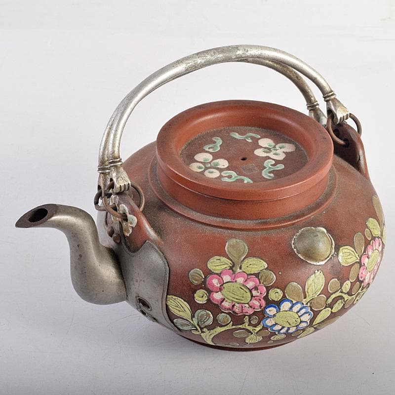 中国　鮑県泰製　宣興紫砂　朱泥　古錫装飾　花文　急須　茶壷　D　R8782