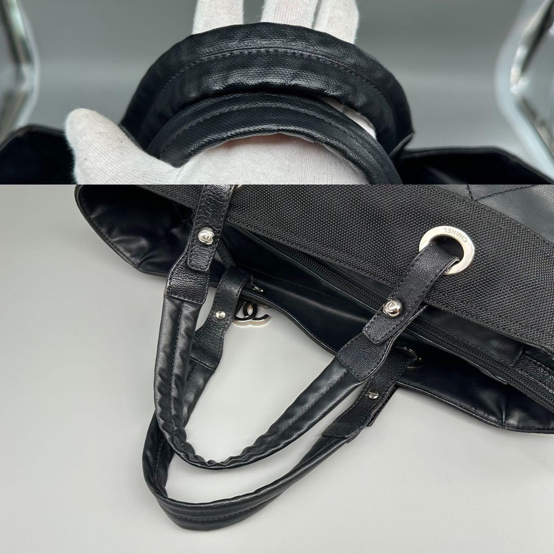 【未使用に少し近い】　シャネル パリビアリッツMM マザー A4 肩掛け　黒