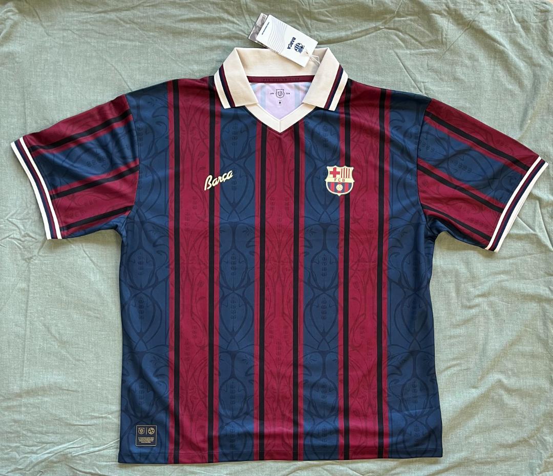FC バルセロナ レトロシャツ - オーバーサイズ