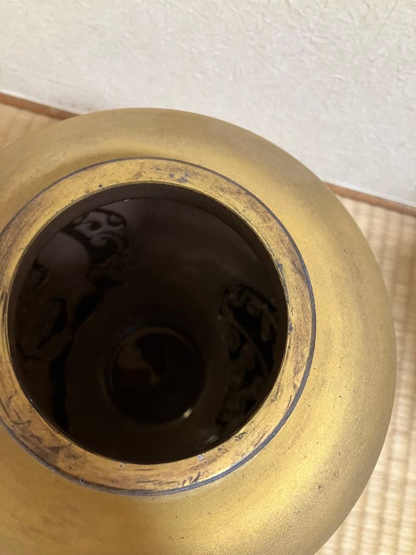 Paşabahçe(パシャバチェ) 花瓶 オスマン帝国 金色の浮彫り装飾花瓶