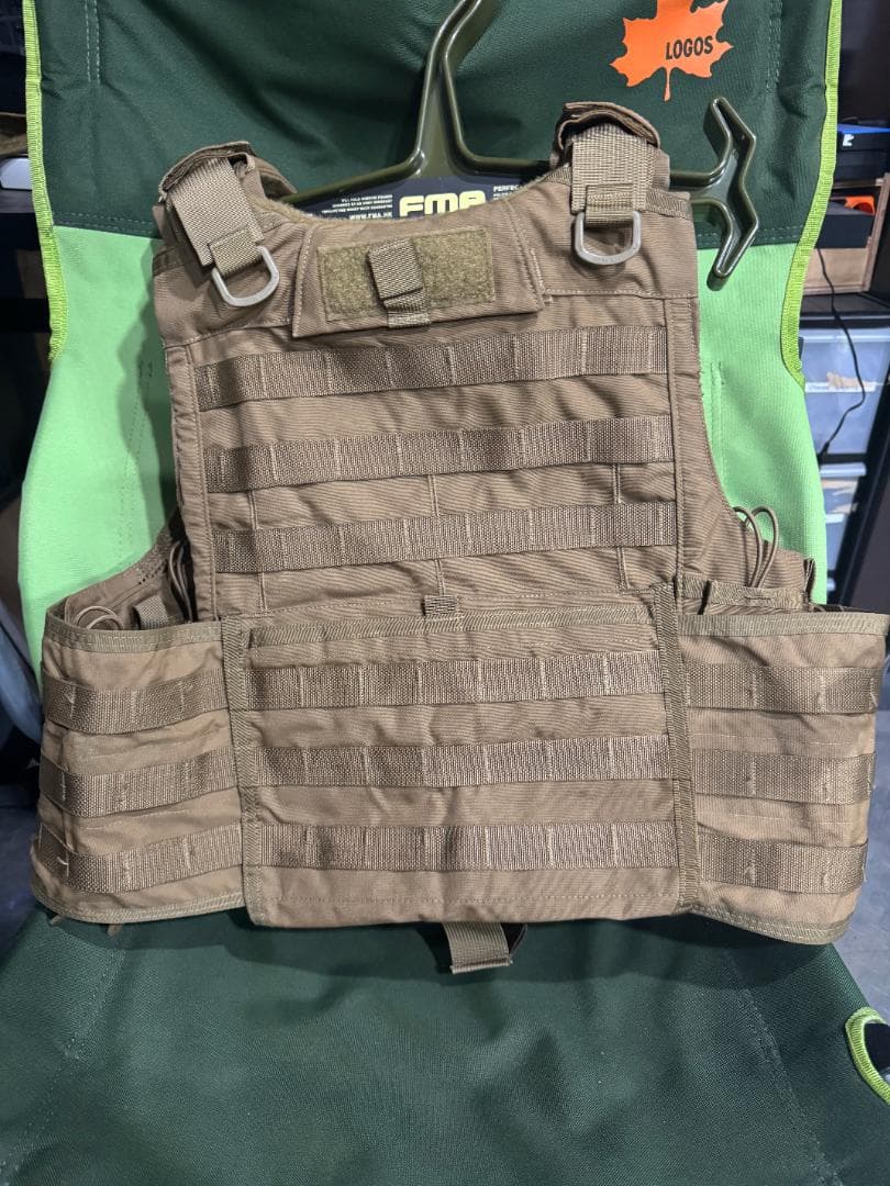 米軍　実物ECLIPSE ボディアーマー ベスト Large 送料無料