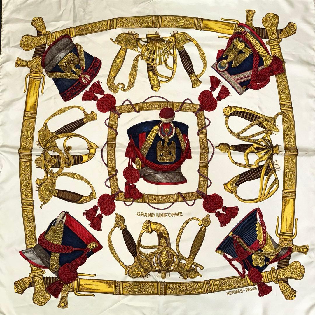 確実正規品　エルメス　カレ90 GRAND UNIFORME 大判スカーフ