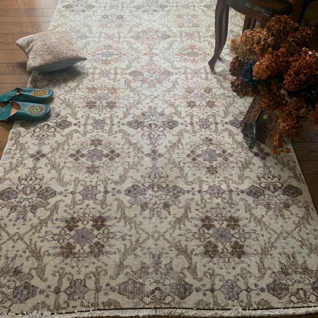 トルコヴィンテージラグ　206×119 フラワー　均等モロッカンタイル　ブラウン