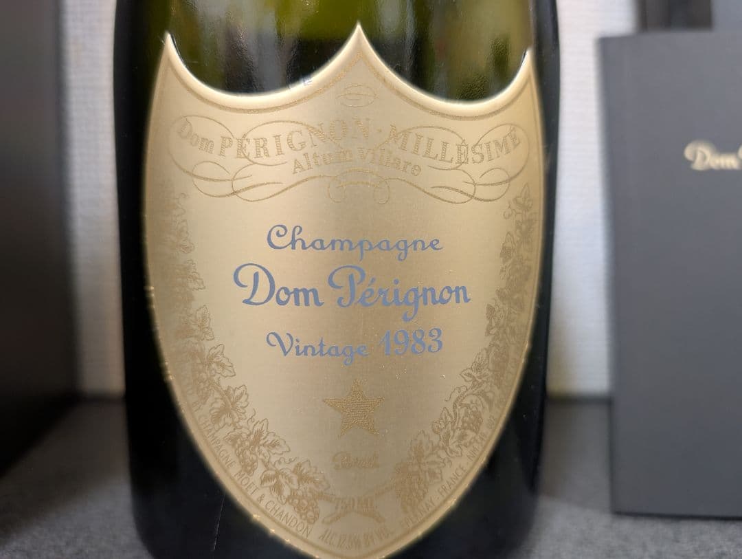 ドンペリ P3 空瓶と箱セット