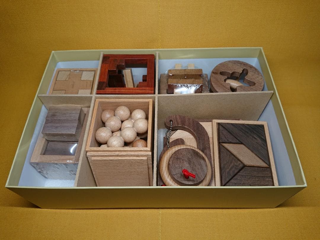 脳トレ　立体パズル　天然木　置物　インテリア　工芸品　美術品　A3063