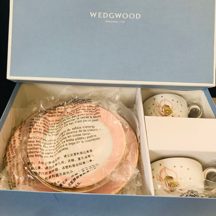 ウェッジウッド　スージークーパー  マグノリア　新品未使用　トリオ