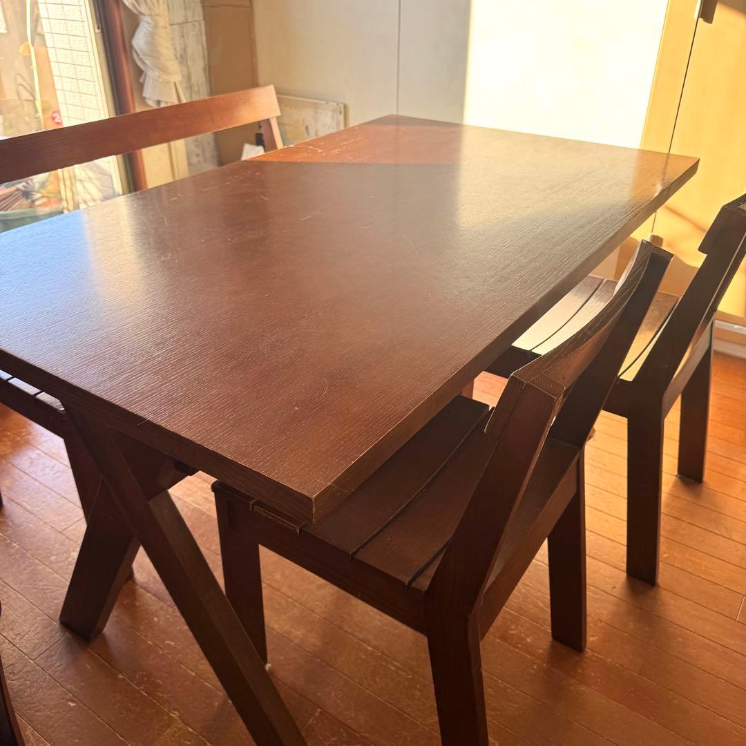 unicoウニコダイニングテーブル