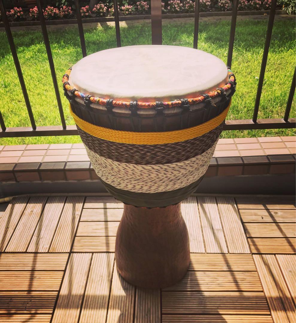 コートジボワール製ジェンベ (ケース付き)ご希望あれば化粧ロープもお付けします！