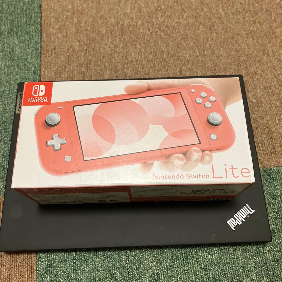 Nintendo Switch light 新品