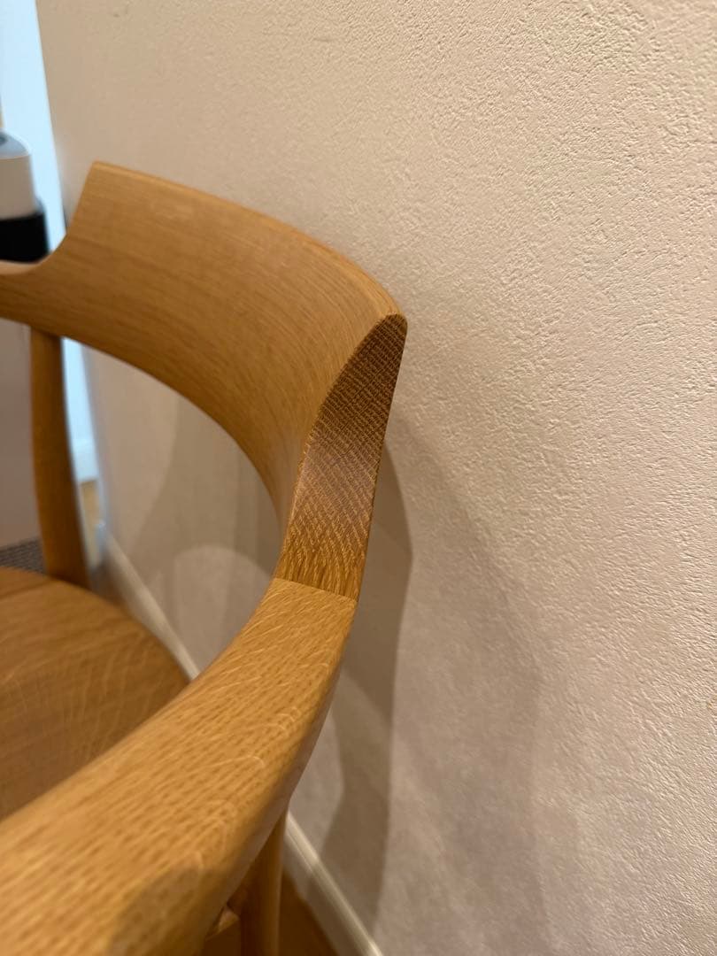 二脚セット　HIDA ダイニングチェア　２０２５年購入品　クレッセント①