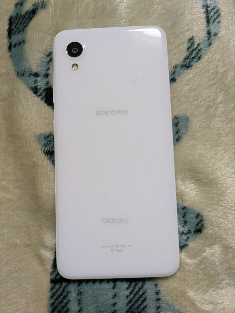 docomo Galaxy A22 5G　ホワイト　本体のみ