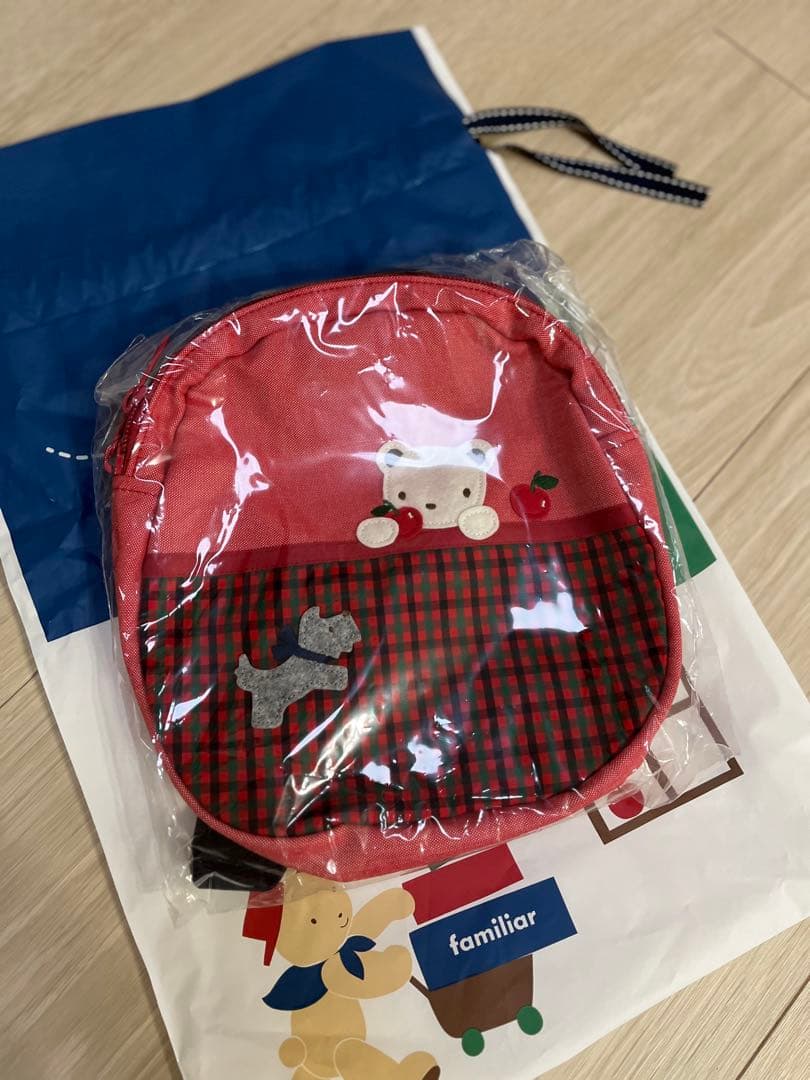 【ナビ】ファミリア　リュックサック　バッグ