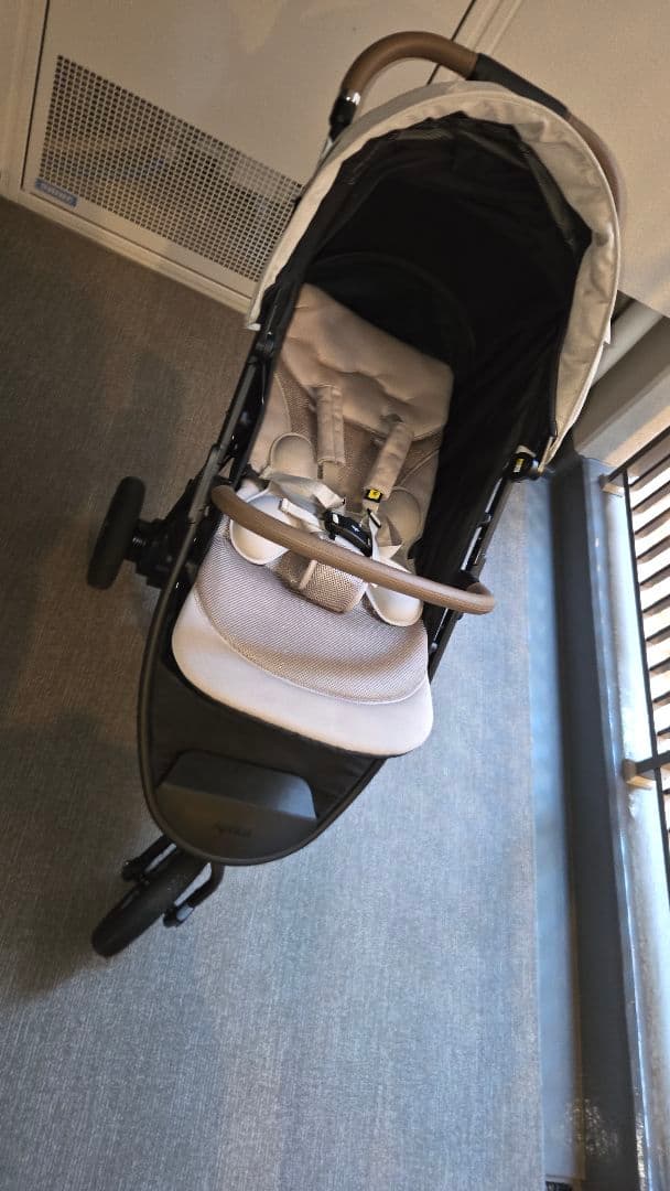 アップリカ スムーヴプレシャス