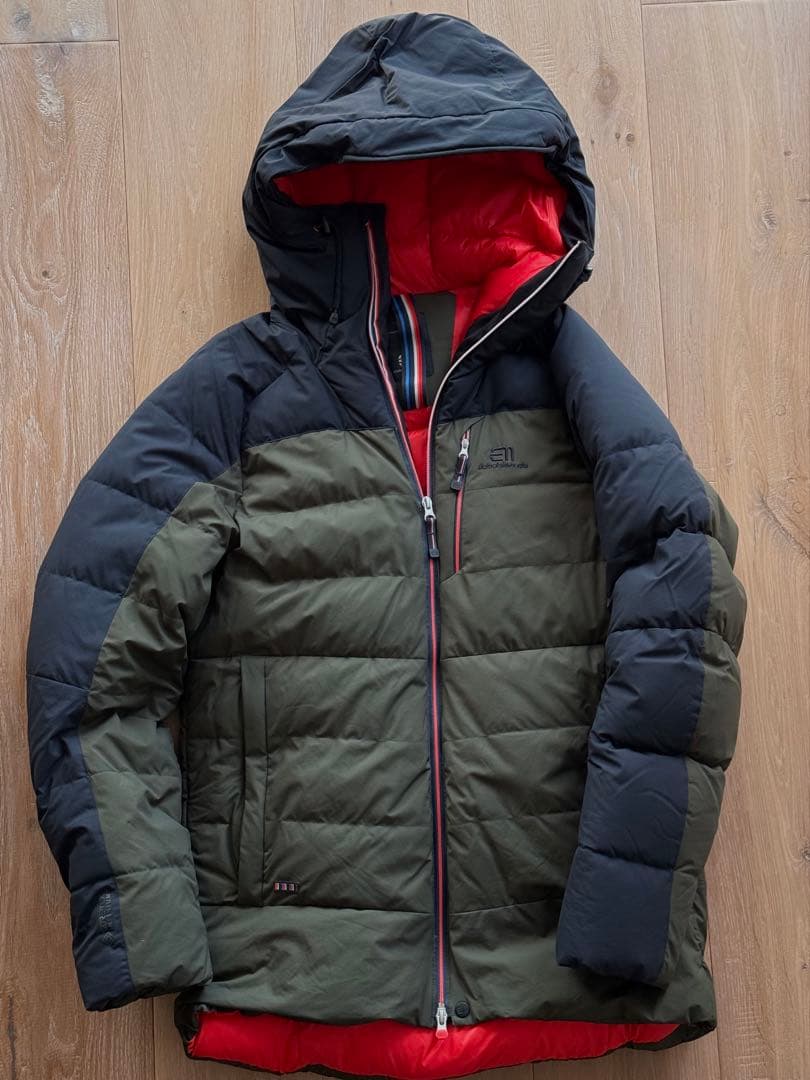 使用回数1回　Elevenate Combin ダウンGore-Tex