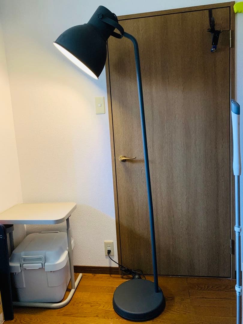 IKEA HEKTAR ヘクタル ライトスタンド（LED電球付き）