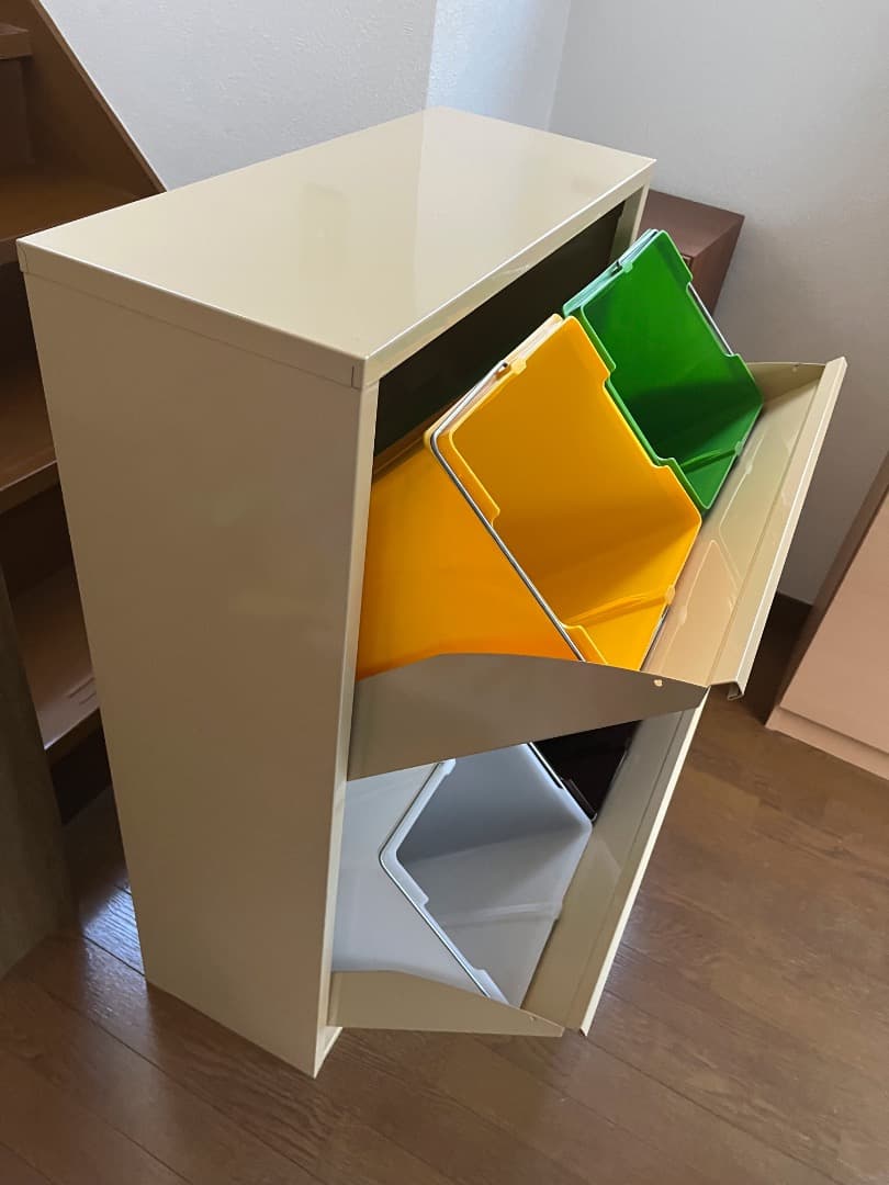 DOTTUS（ドッタス） リサイクルビン4 分別ゴミ箱 希少な光沢ベージュカラー