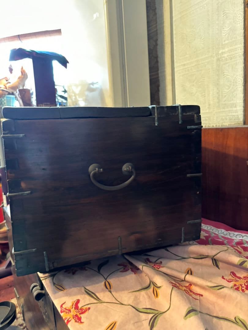 李朝家具　トンケ　木製アジアン収納箱