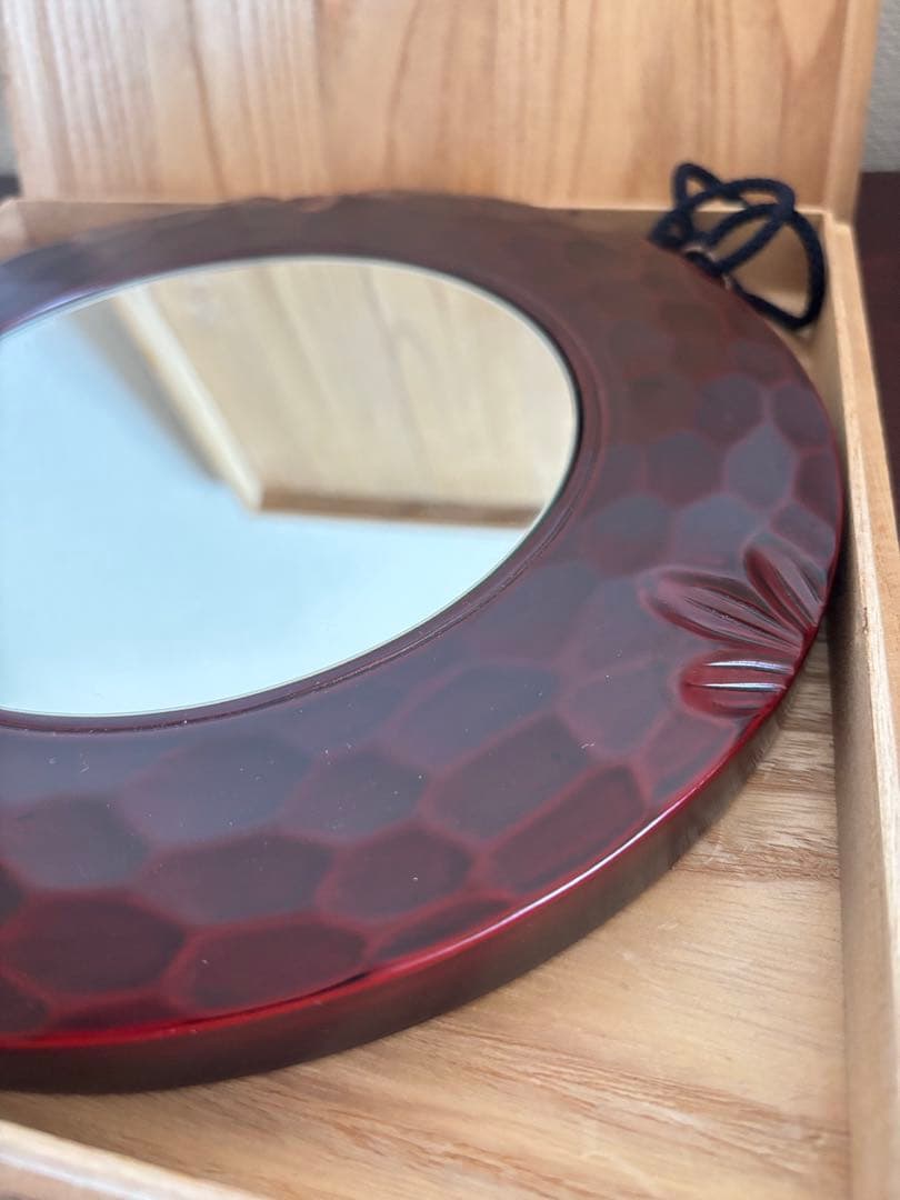 鏡　壁掛　ミラー　彫刻　塗　丸　円　鎌倉彫　掛鏡