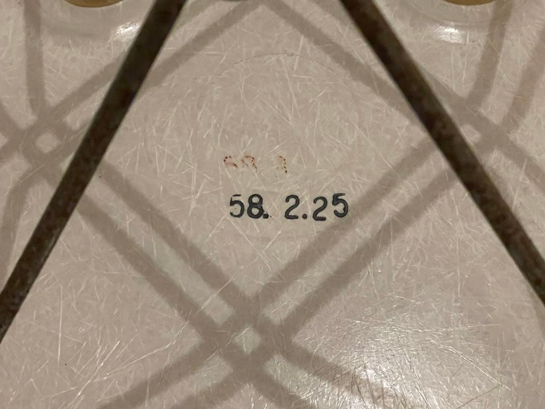 【正規品】イームズ アームシェルチェア レザー張り