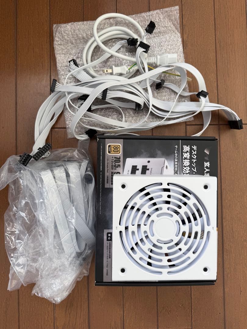 850W ホワイト 電源ユニット 80 PLUS