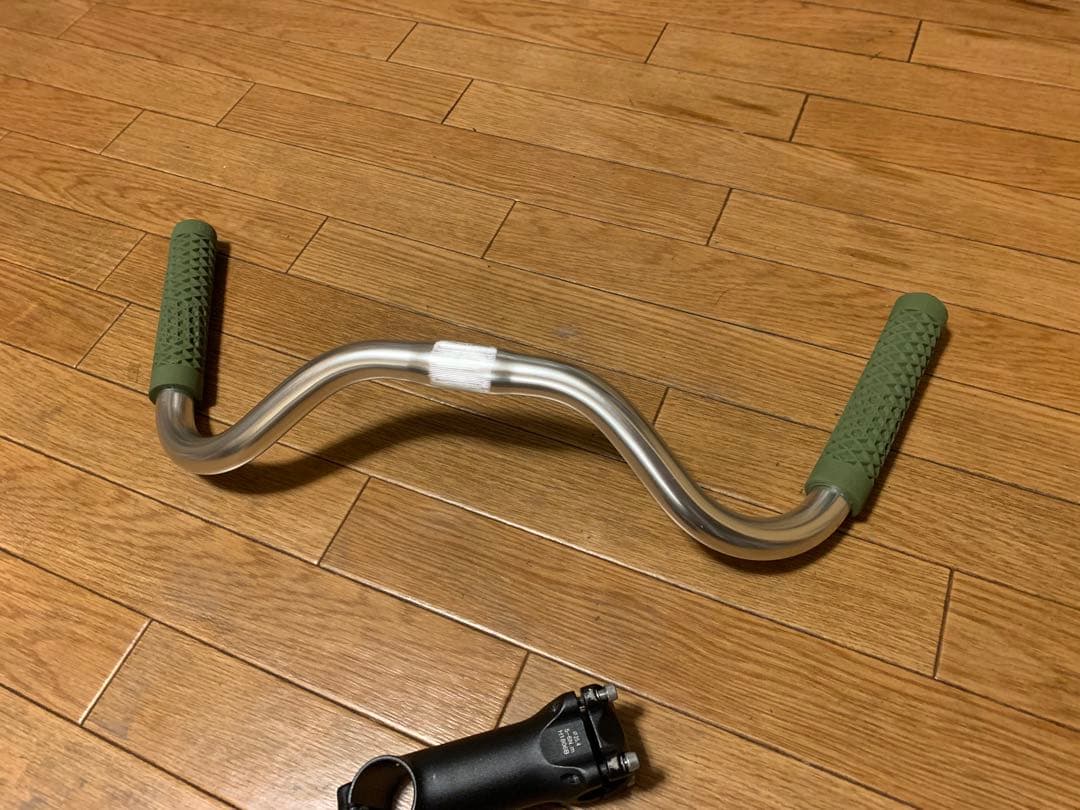 nitto ハンドル　コミューター　b302 ブルーラグ