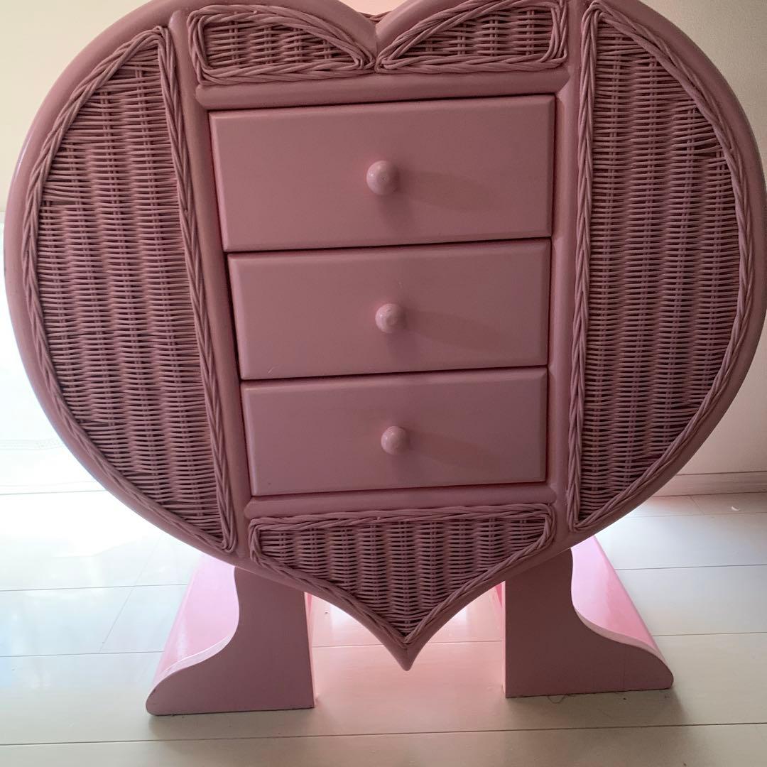 ラタンハートチェスト　ピンク
