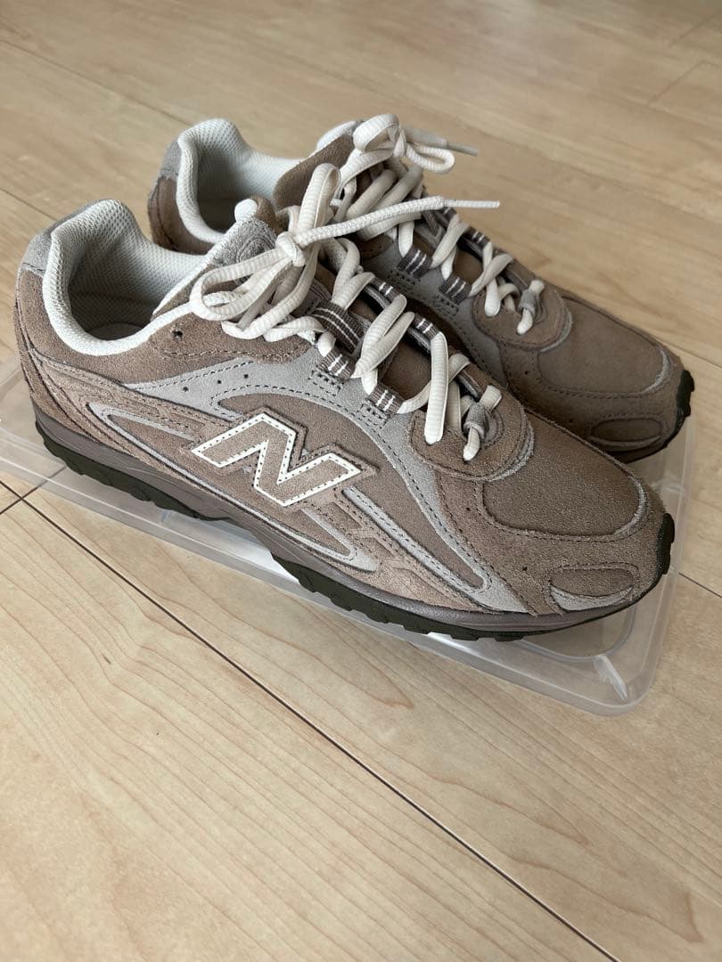 靴 New Balance 204L Mushroom 24.0cm